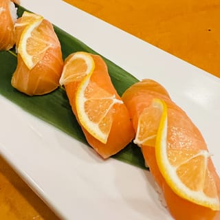 Sake Nigiri