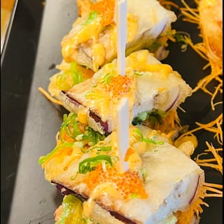 Spicy Tuna Sliders